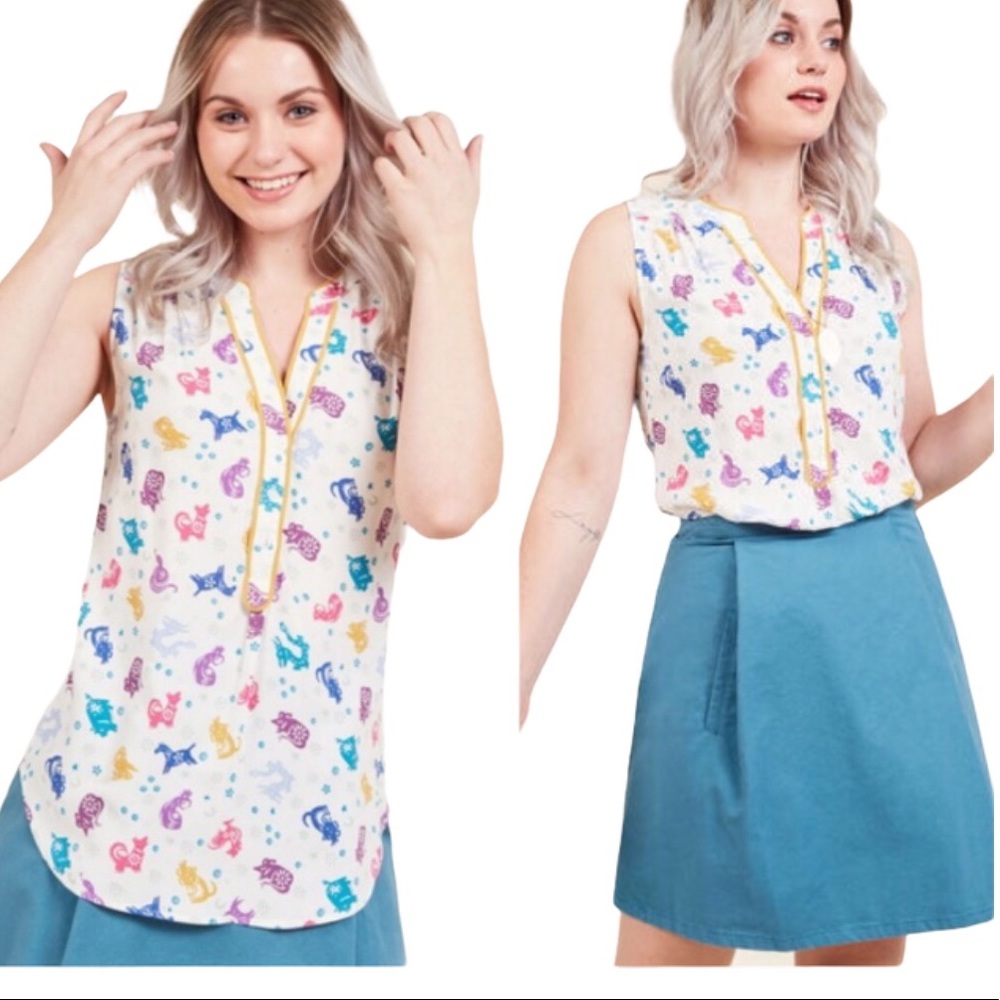 MODCLOTH Chinese Zodiac Print Sleeveless Button Down Blouse White XXS